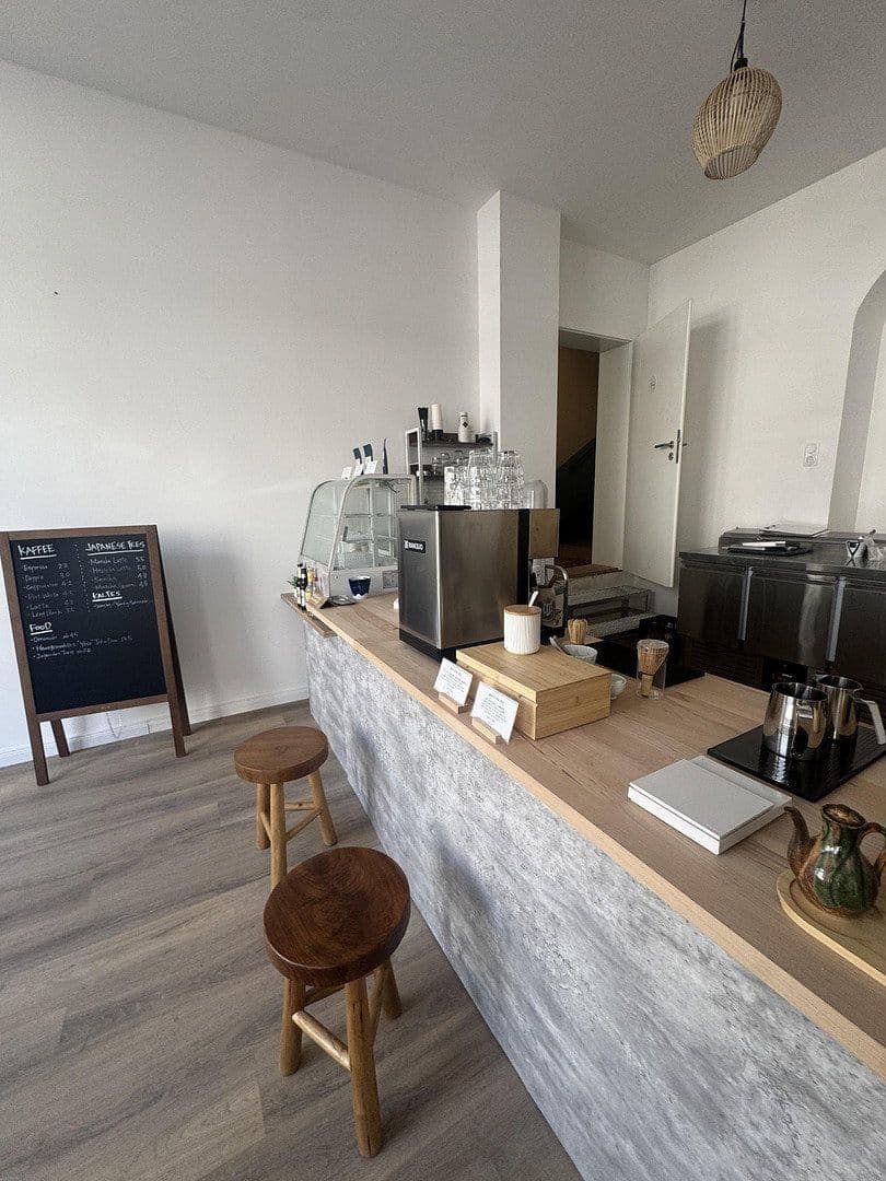 Prenájom nebytového priestoru 60 m², Lößniger Straße 50, Leipzig, Sasko Prenájom nebytového priestoru 60 m², Lößniger Straße 50, Leipzig, Sasko