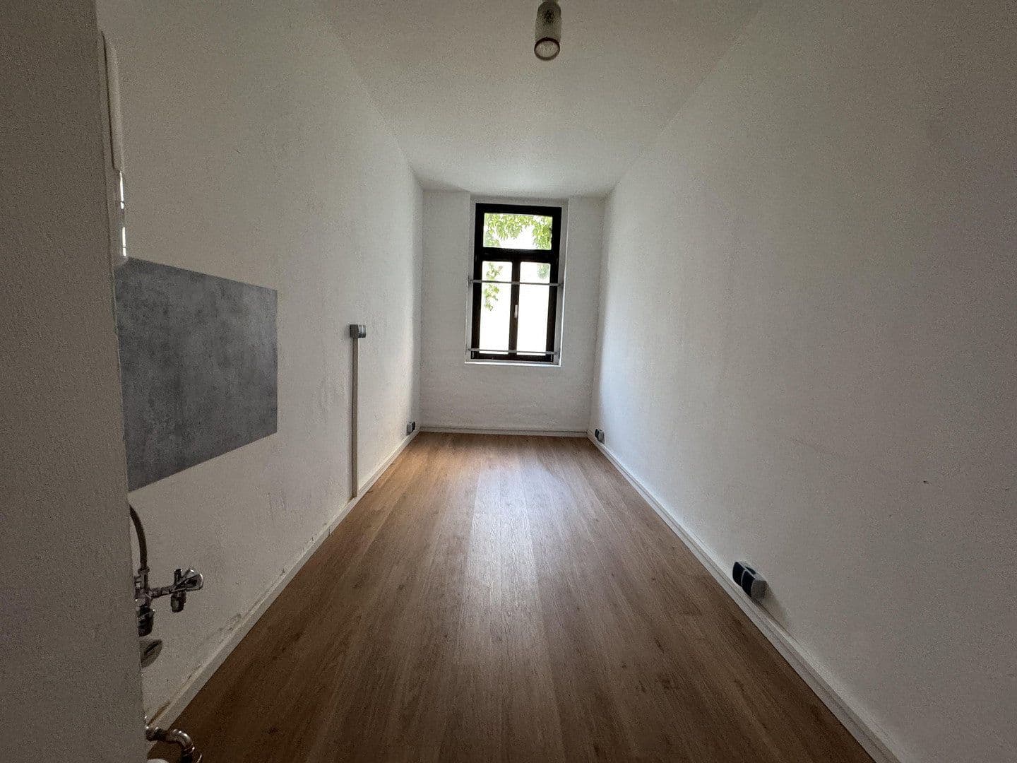 Prenájom nebytového priestoru 60 m², Lößniger Straße 50, Leipzig, Sasko Prenájom nebytového priestoru 60 m², Lößniger Straße 50, Leipzig, Sasko