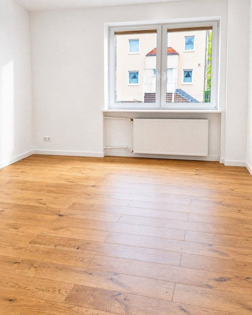 Prenájom domu 297 m², pozemok 1.135 m², Blankenfelde-Mahlow, Brandenbursko Prenájom domu 297 m², pozemok 1.135 m², Blankenfelde-Mahlow, Brandenbursko