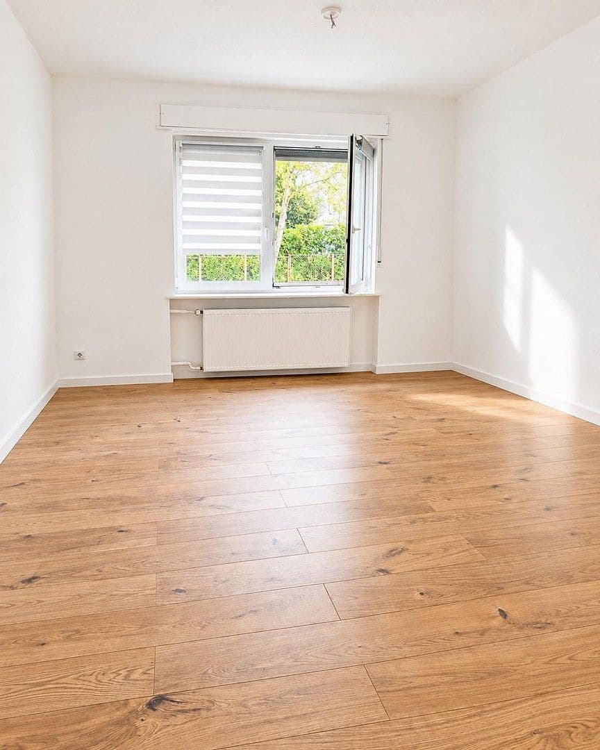 Prenájom domu 297 m², pozemok 1.135 m², Blankenfelde-Mahlow, Brandenbursko Prenájom domu 297 m², pozemok 1.135 m², Blankenfelde-Mahlow, Brandenbursko