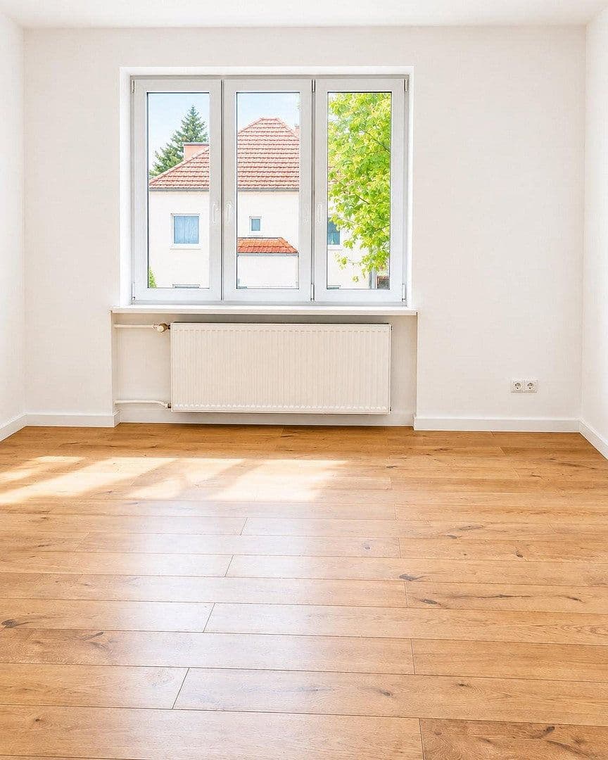 Prenájom domu 297 m², pozemok 1.135 m², Blankenfelde-Mahlow, Brandenbursko Prenájom domu 297 m², pozemok 1.135 m², Blankenfelde-Mahlow, Brandenbursko
