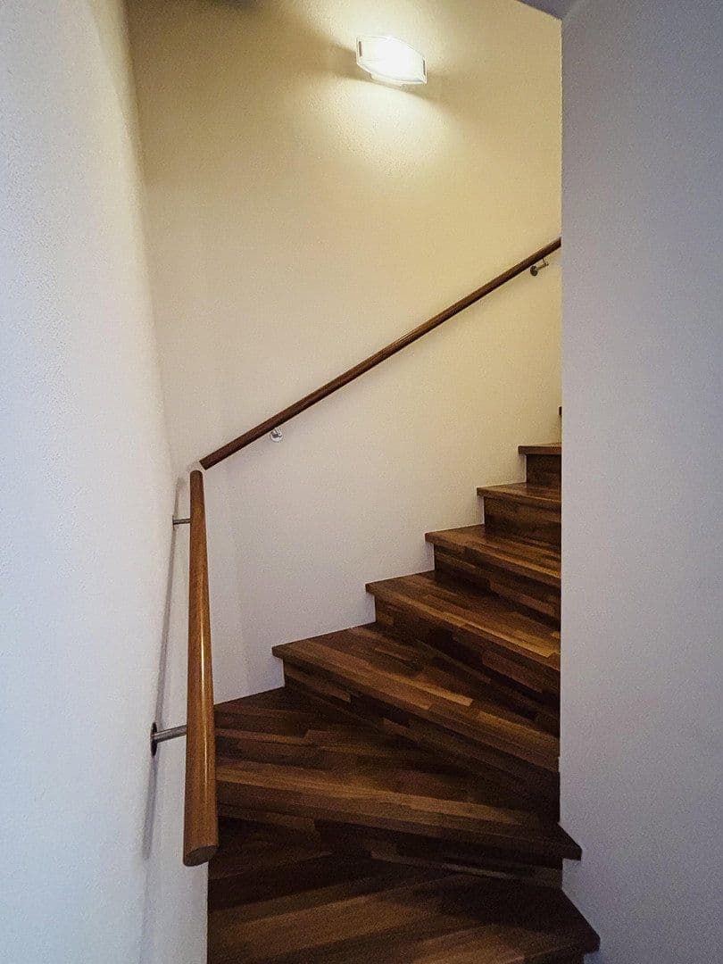 Predaj domu 144 m², pozemok 191 m², Offenbach am Main, Hesensko Predaj domu 144 m², pozemok 191 m², Offenbach am Main, Hesensko