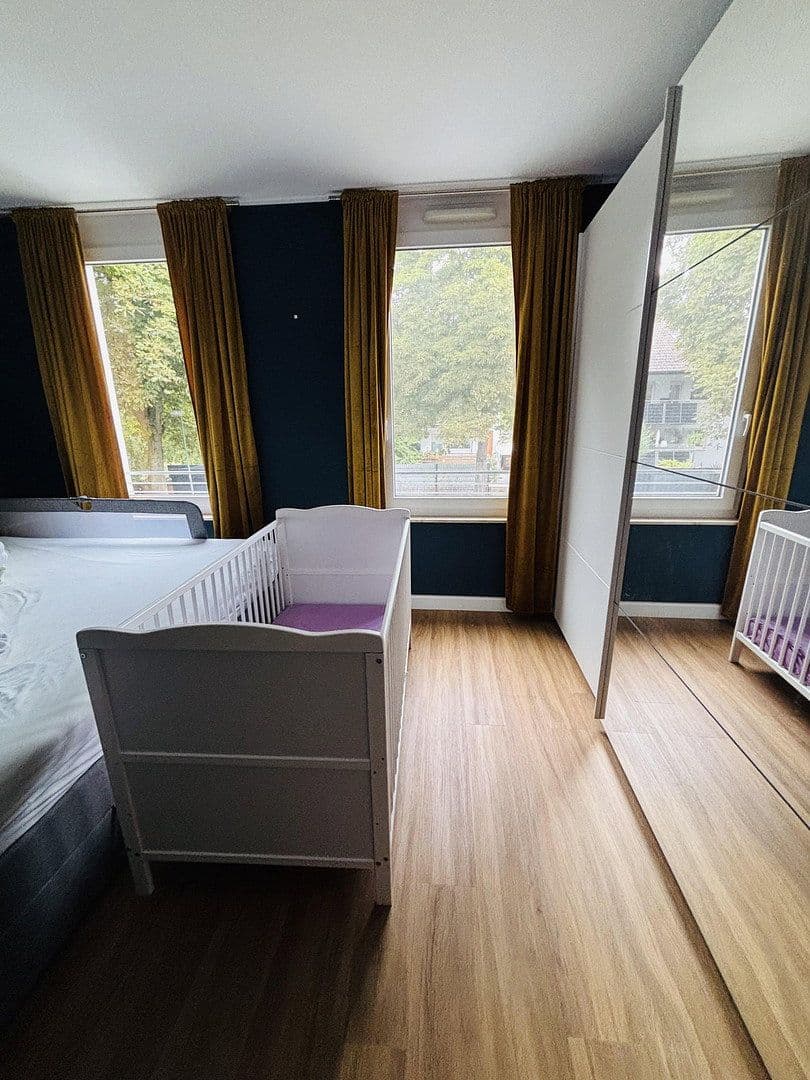 Predaj domu 144 m², pozemok 191 m², Offenbach am Main, Hesensko Predaj domu 144 m², pozemok 191 m², Offenbach am Main, Hesensko
