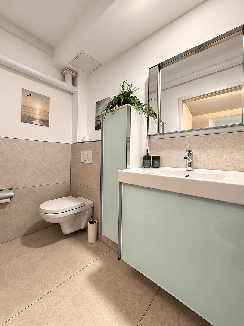 Prenájom bytu 2-izbový 64 m², Augsburg, Bavorsko Prenájom bytu 2-izbový 64 m², Augsburg, Bavorsko