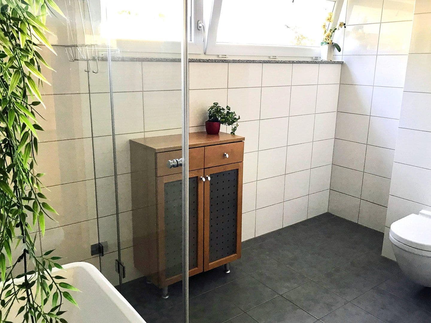 Prenájom bytu 3-izbový 94 m², Mainz, Porýnie-Falcko Prenájom bytu 3-izbový 94 m², Mainz, Porýnie-Falcko