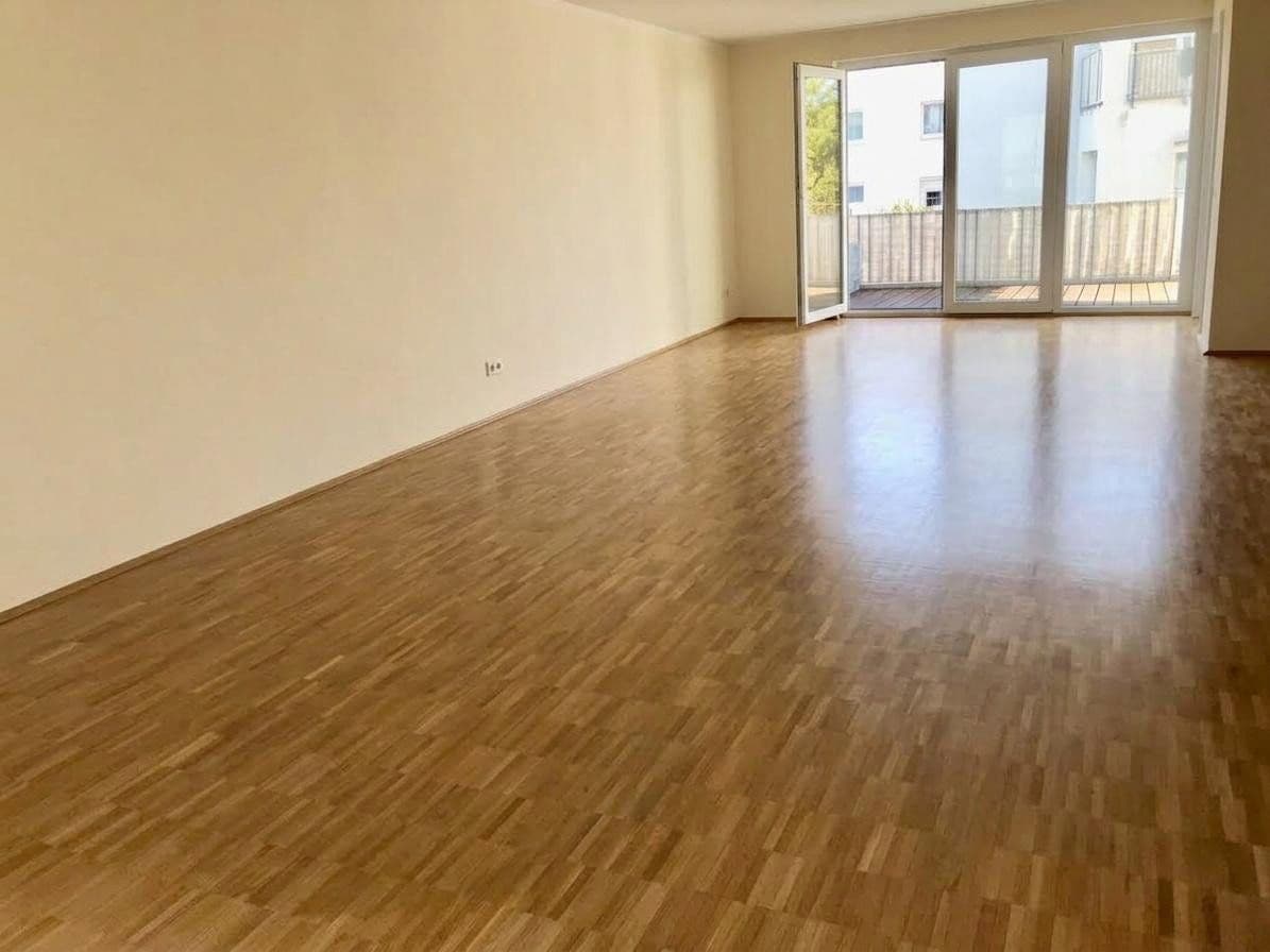 Prenájom bytu 3-izbový 94 m², Mainz, Porýnie-Falcko Prenájom bytu 3-izbový 94 m², Mainz, Porýnie-Falcko