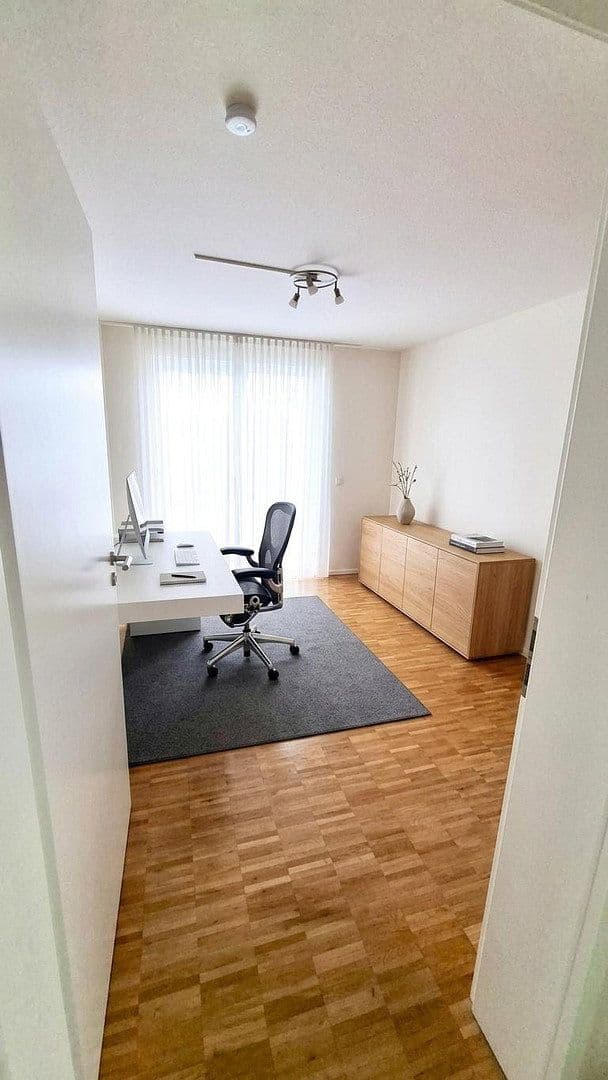 Prenájom bytu 3-izbový 94 m², Mainz, Porýnie-Falcko Prenájom bytu 3-izbový 94 m², Mainz, Porýnie-Falcko