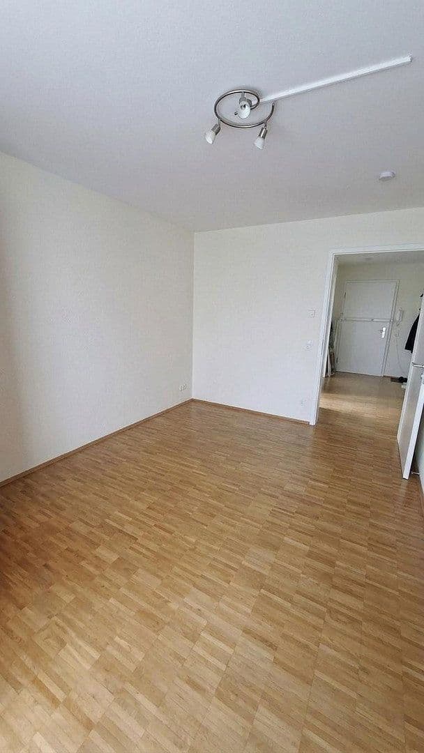 Prenájom bytu 3-izbový 94 m², Mainz, Porýnie-Falcko Prenájom bytu 3-izbový 94 m², Mainz, Porýnie-Falcko