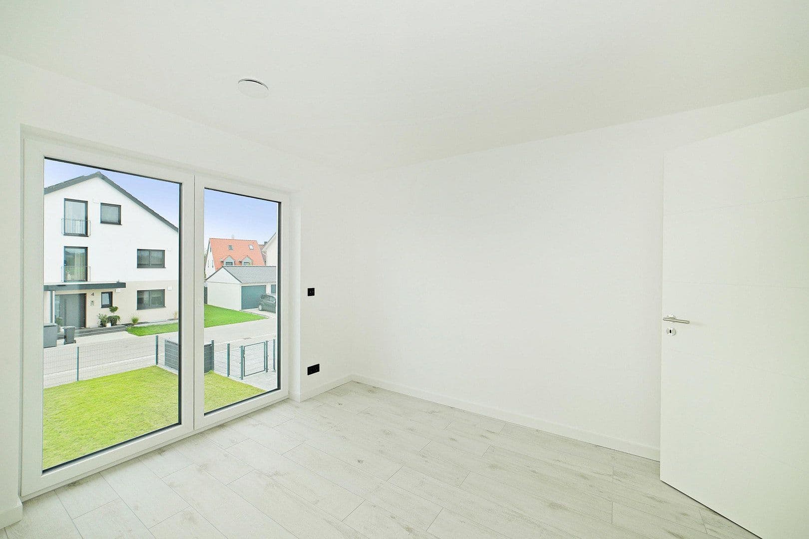 Predaj domu 164 m², pozemok 602 m², Zimmererweg 3, Bergkirchen, Bavorsko Predaj domu 164 m², pozemok 602 m², Zimmererweg 3, Bergkirchen, Bavorsko