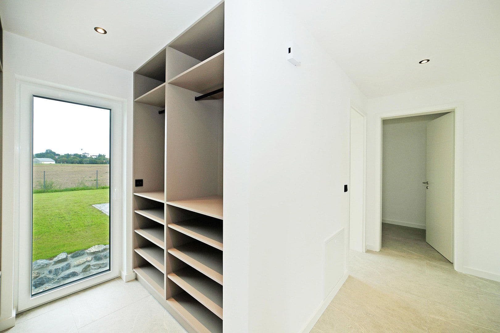 Predaj domu 164 m², pozemok 602 m², Zimmererweg 3, Bergkirchen, Bavorsko Predaj domu 164 m², pozemok 602 m², Zimmererweg 3, Bergkirchen, Bavorsko