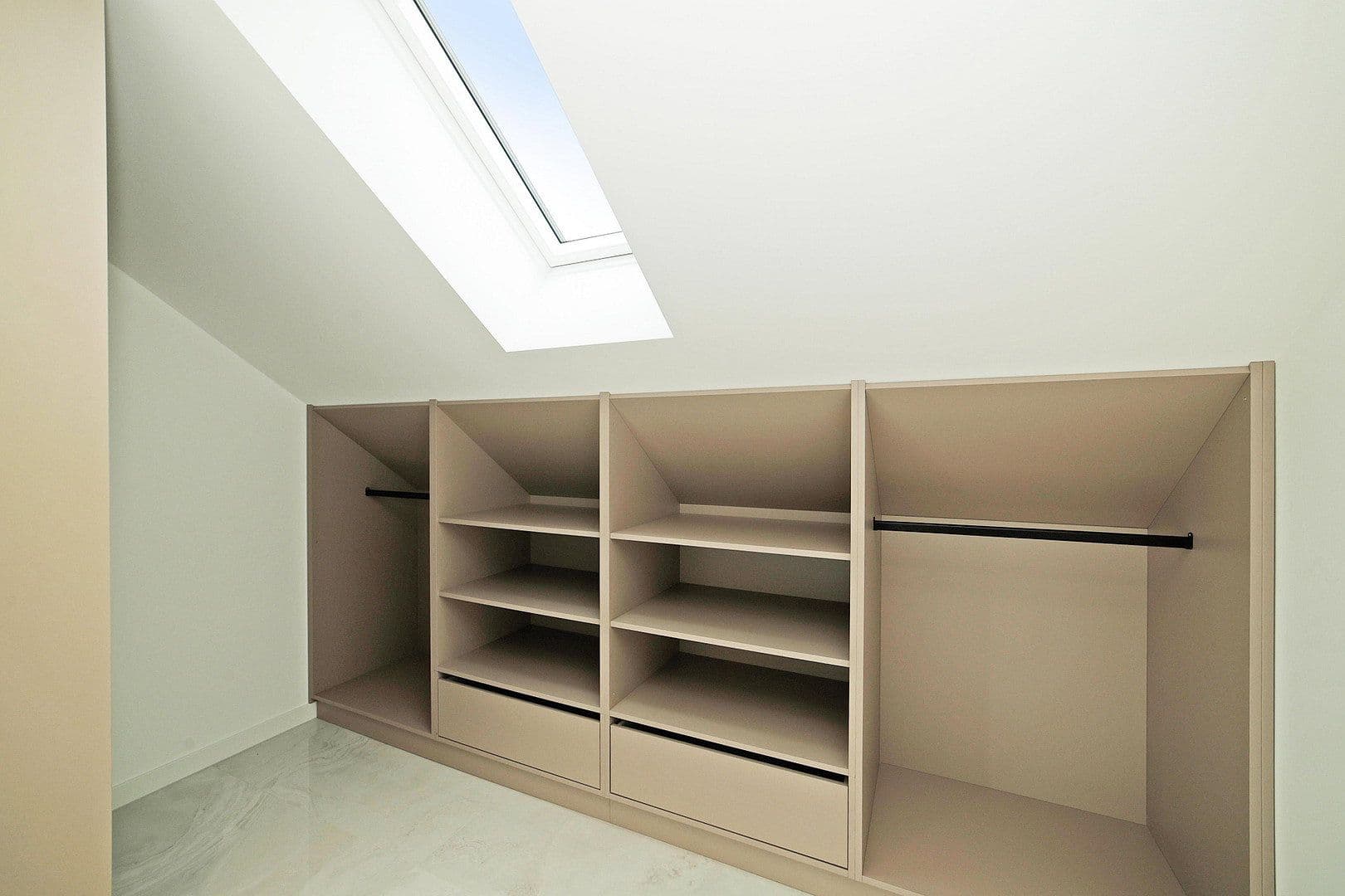 Predaj domu 164 m², pozemok 602 m², Zimmererweg 3, Bergkirchen, Bavorsko Predaj domu 164 m², pozemok 602 m², Zimmererweg 3, Bergkirchen, Bavorsko