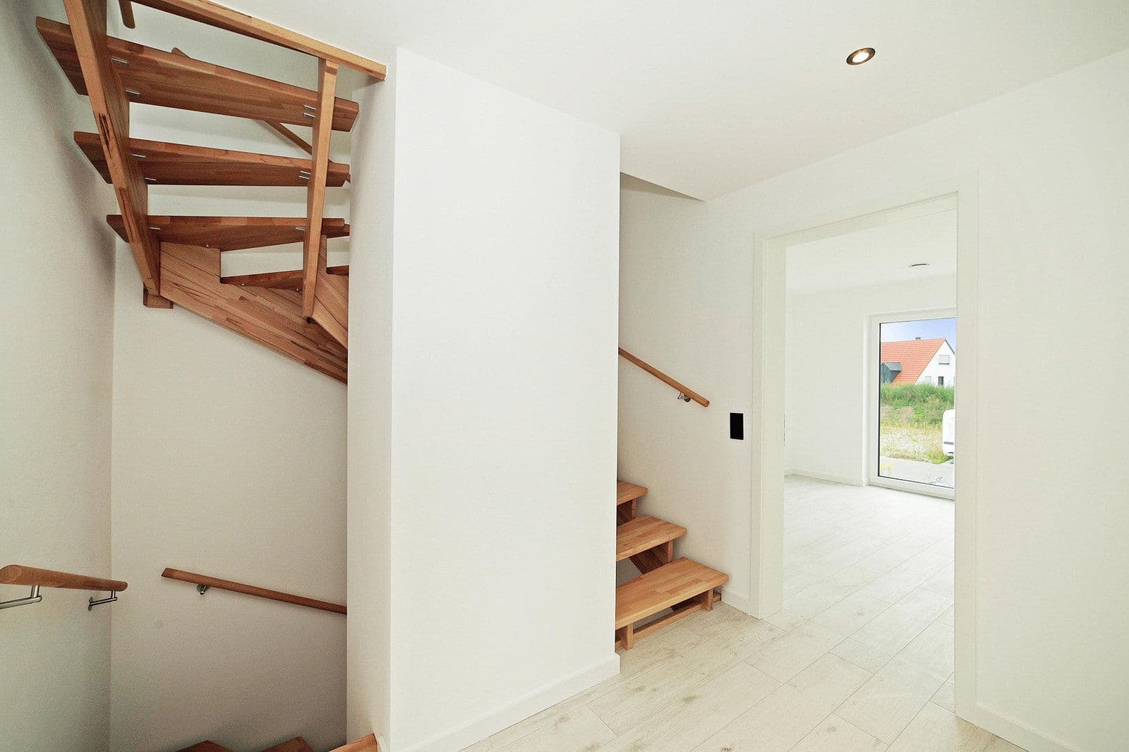 Predaj domu 164 m², pozemok 602 m², Zimmererweg 3, Bergkirchen, Bavorsko Predaj domu 164 m², pozemok 602 m², Zimmererweg 3, Bergkirchen, Bavorsko