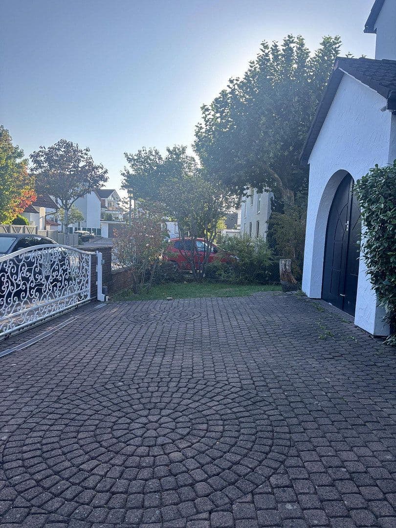 Prenájom domu 170 m², pozemok 460 m², Mühlheim am Main, Hesensko Prenájom domu 170 m², pozemok 460 m², Mühlheim am Main, Hesensko