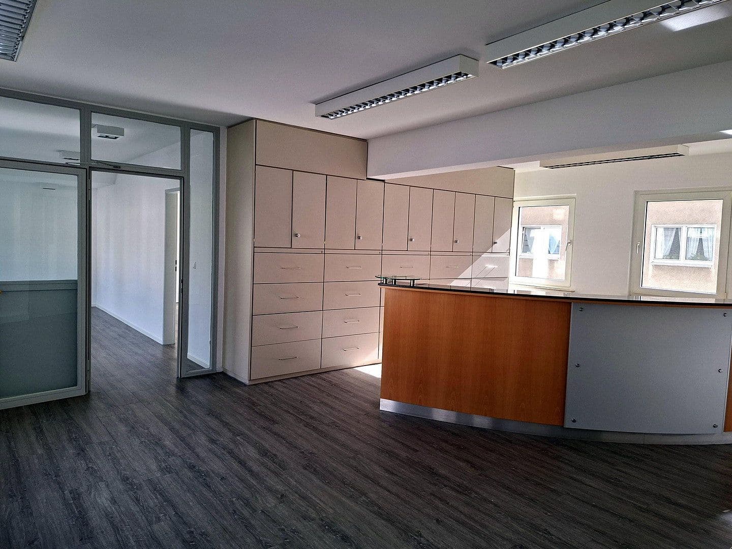 Prenájom kancelárie 120 m², Wüstenhöfer Str. 230, Essen, Severné Porýnie - Westfálsko Prenájom kancelárie 120 m², Wüstenhöfer Str. 230, Essen, Severné Porýnie - Westfálsko