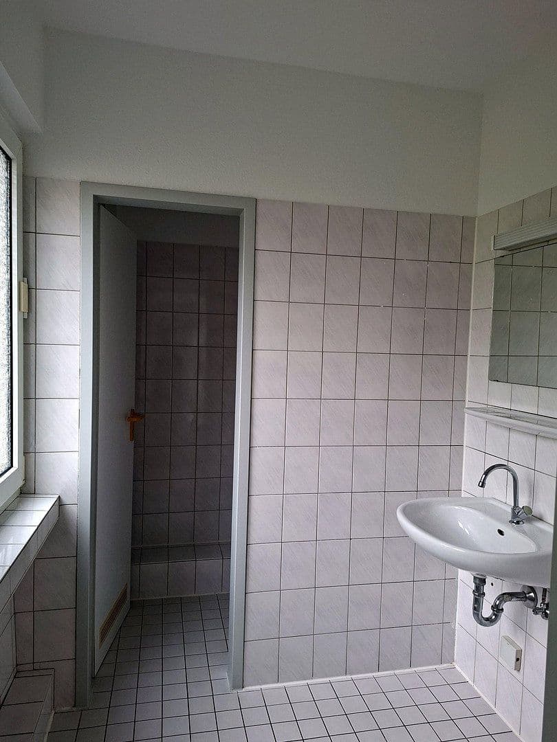 Prenájom kancelárie 120 m², Wüstenhöfer Str. 230, Essen, Severné Porýnie - Westfálsko Prenájom kancelárie 120 m², Wüstenhöfer Str. 230, Essen, Severné Porýnie - Westfálsko