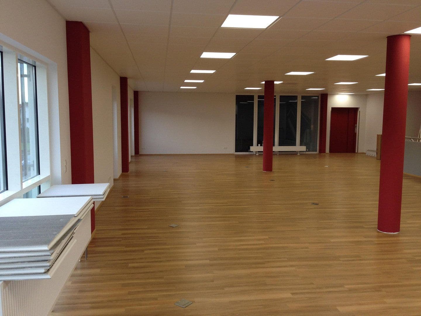 Predaj nebytového priestoru 2.277 m², Waldstraße 1a, Heusenstamm, Hesensko Predaj nebytového priestoru 2.277 m², Waldstraße 1a, Heusenstamm, Hesensko