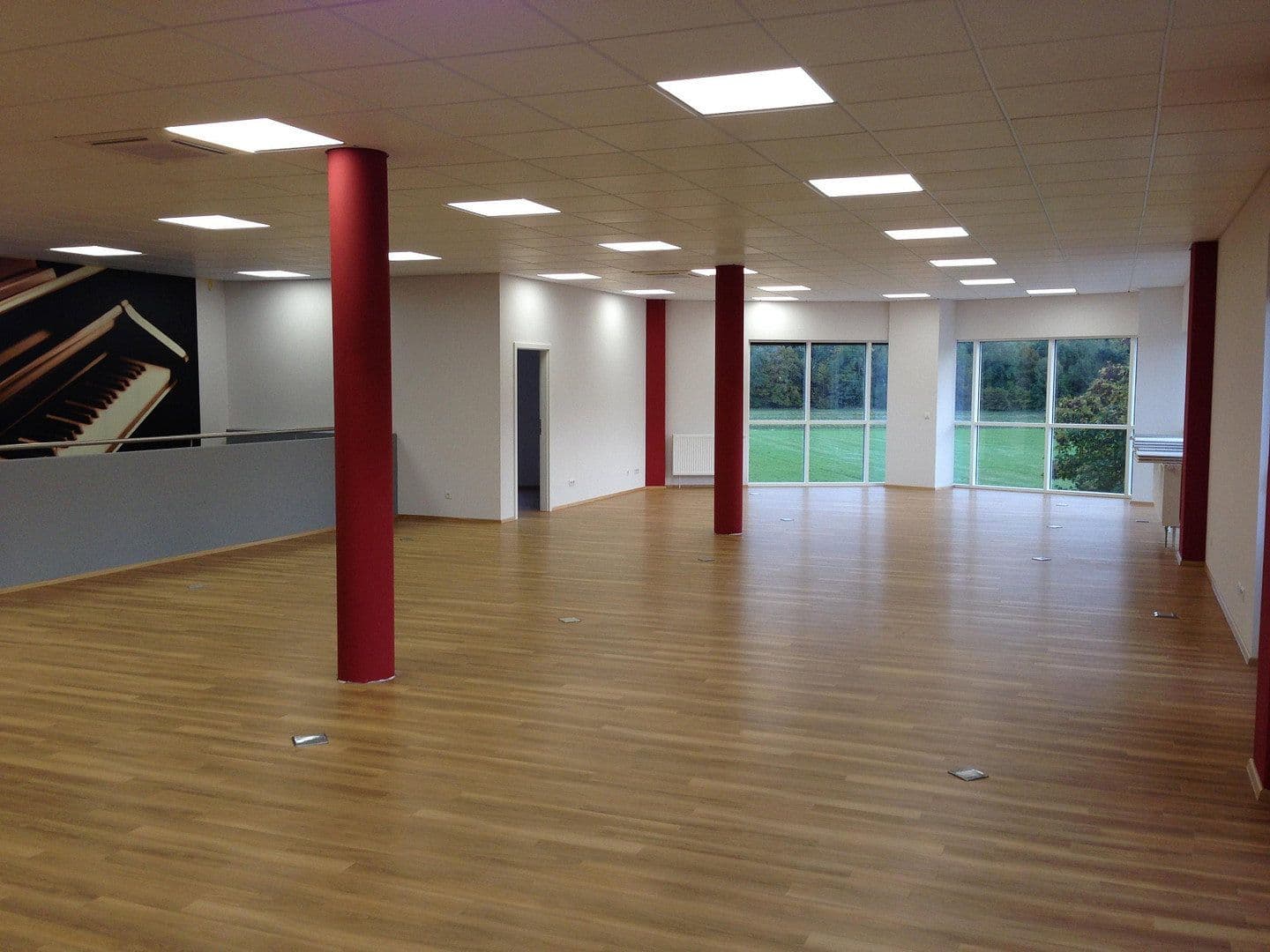 Predaj nebytového priestoru 2.277 m², Waldstraße 1a, Heusenstamm, Hesensko Predaj nebytového priestoru 2.277 m², Waldstraße 1a, Heusenstamm, Hesensko