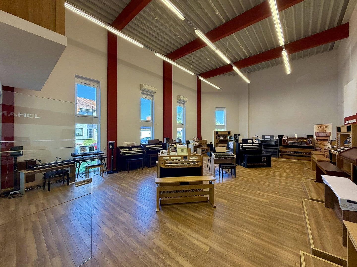 Predaj nebytového priestoru 2.277 m², Waldstraße 1a, Heusenstamm, Hesensko Predaj nebytového priestoru 2.277 m², Waldstraße 1a, Heusenstamm, Hesensko
