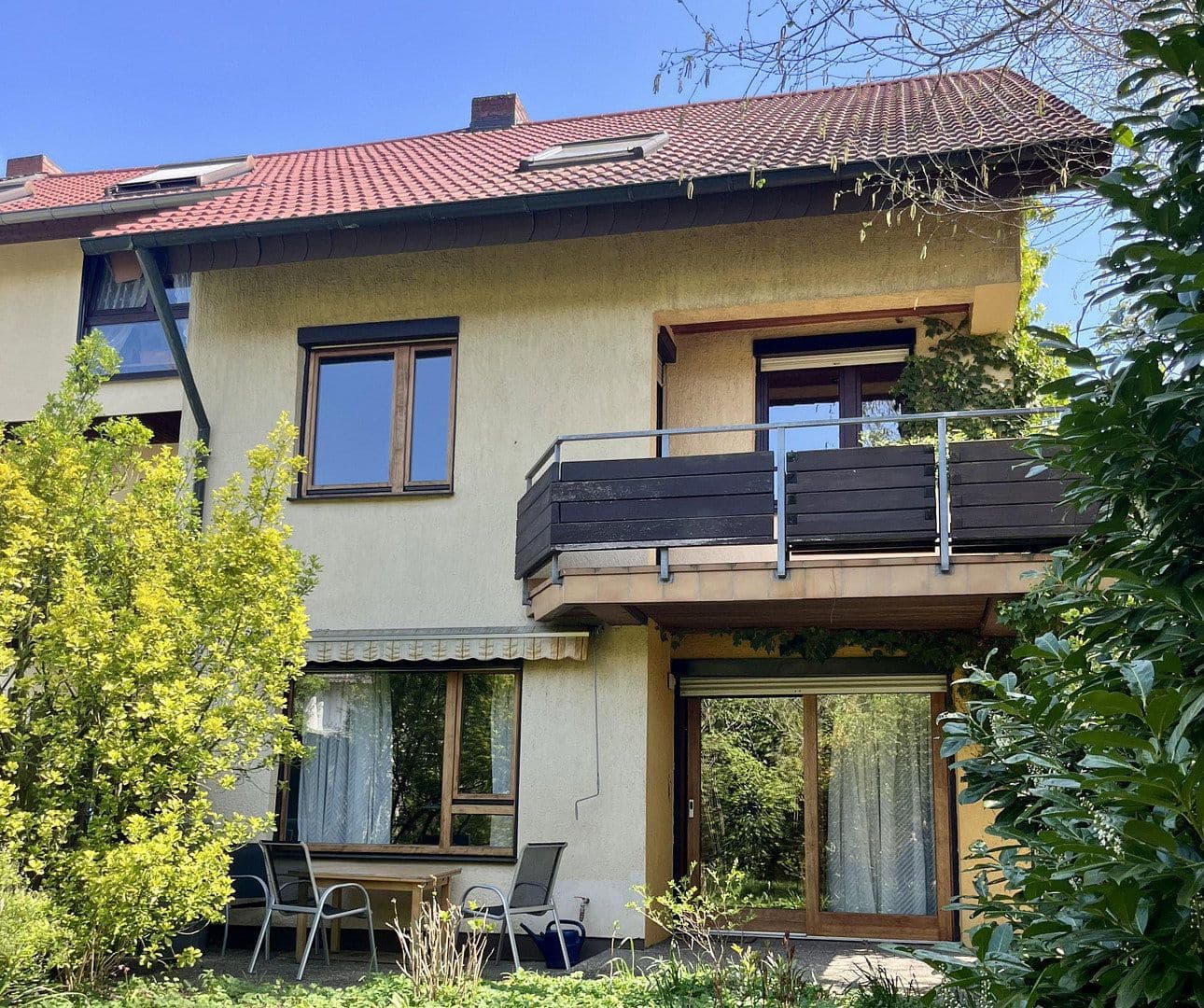 Predaj domu 160 m², pozemok 300 m², Mannheim, Bádensko-Wurttembersko Predaj domu 160 m², pozemok 300 m², Mannheim, Bádensko-Wurttembersko
