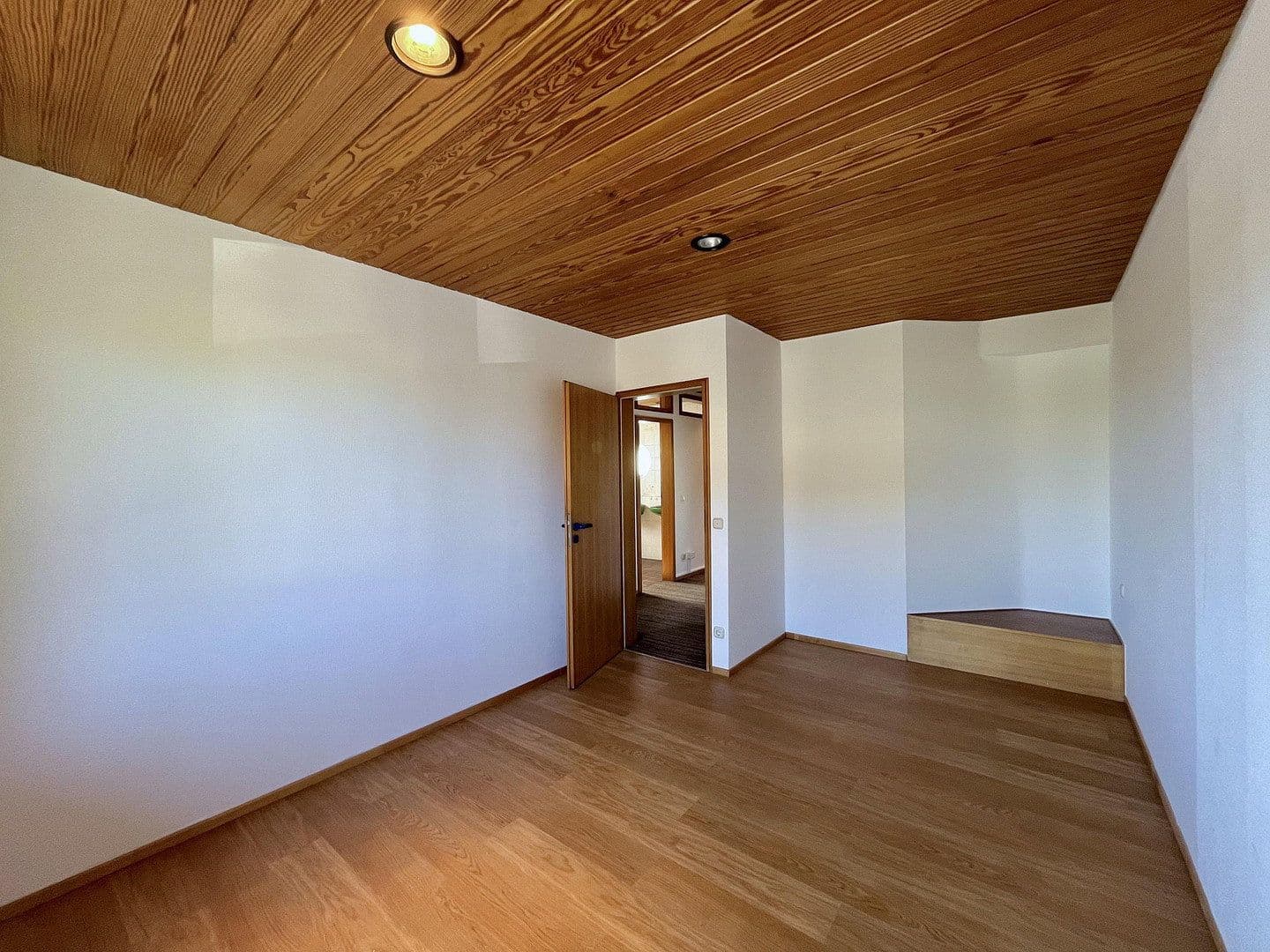 Predaj domu 160 m², pozemok 300 m², Mannheim, Bádensko-Wurttembersko Predaj domu 160 m², pozemok 300 m², Mannheim, Bádensko-Wurttembersko