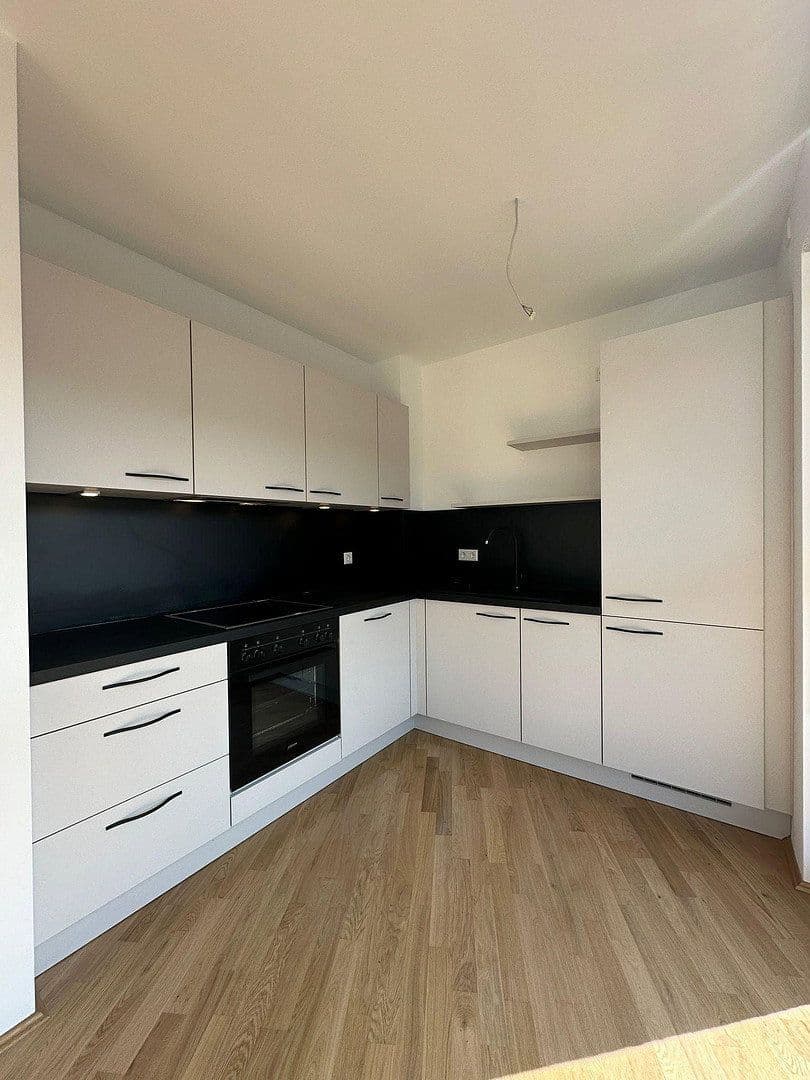 Prenájom bytu 1-izbový 43 m², Ludwig-Feuerbach Str. 4, Nuernberg, Bavorsko Prenájom bytu 1-izbový 43 m², Ludwig-Feuerbach Str. 4, Nuernberg, Bavorsko