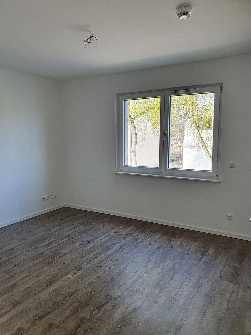 Prenájom bytu 2-izbový 50 m², Trautenauer Str. 13, Berlin, Berlín Prenájom bytu 2-izbový 50 m², Trautenauer Str. 13, Berlin, Berlín