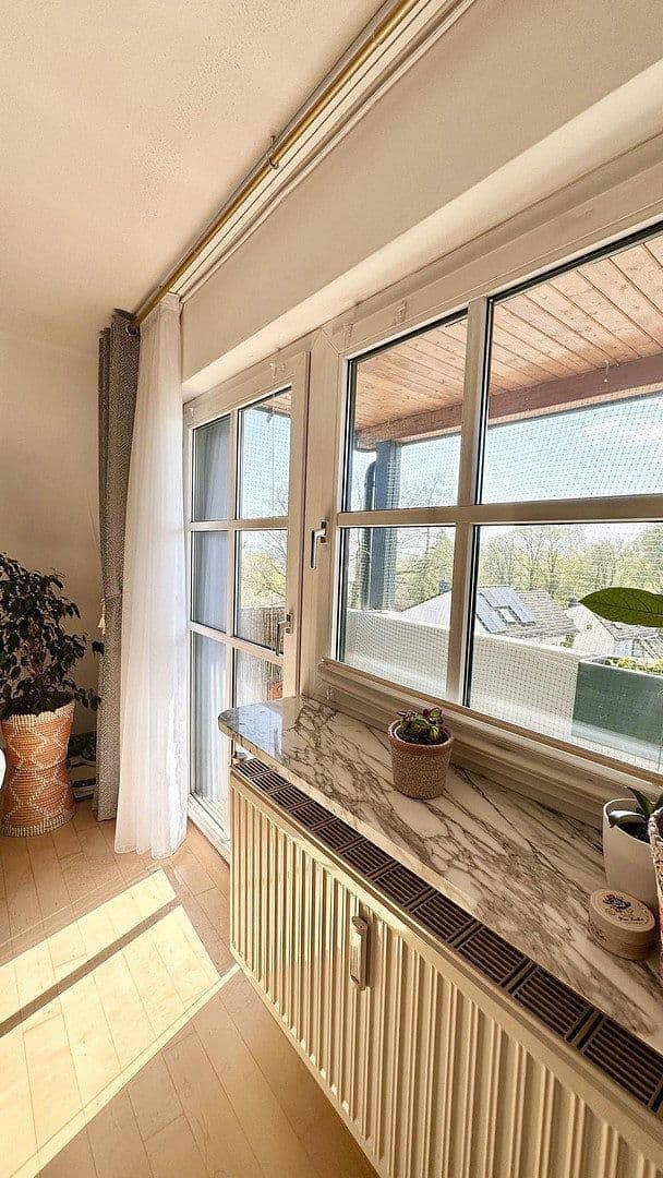 Prenájom bytu 2-izbový 78 m², Äußere Bayreuther Str. 45, Hof, Bavorsko Prenájom bytu 2-izbový 78 m², Äußere Bayreuther Str. 45, Hof, Bavorsko