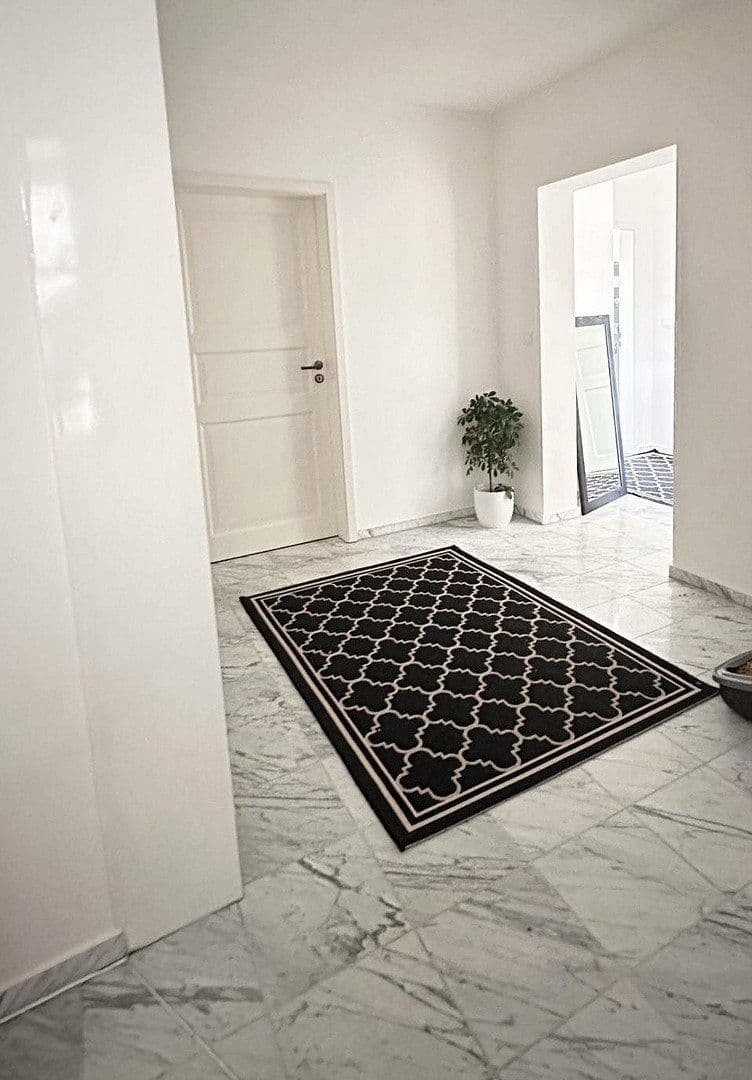 Prenájom bytu 2-izbový 78 m², Äußere Bayreuther Str. 45, Hof, Bavorsko Prenájom bytu 2-izbový 78 m², Äußere Bayreuther Str. 45, Hof, Bavorsko