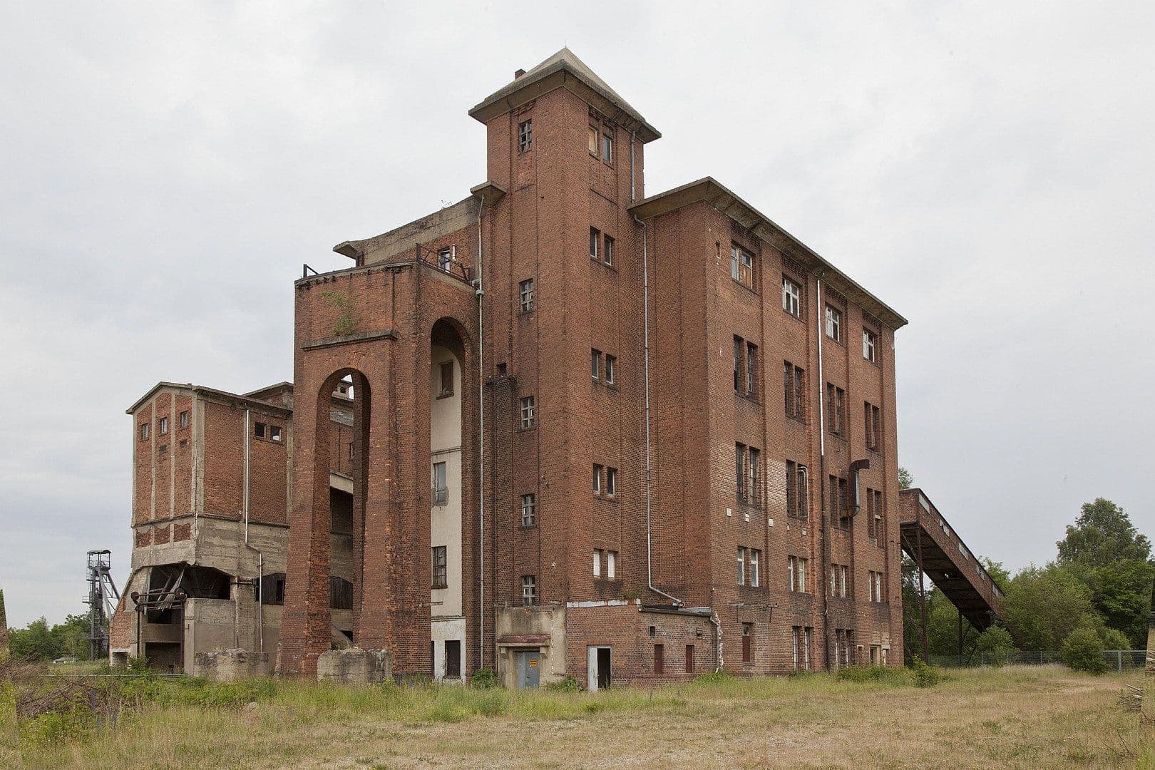 Predaj nebytového priestoru 7.655 m², Görlitz, Sasko Predaj nebytového priestoru 7.655 m², Görlitz, Sasko