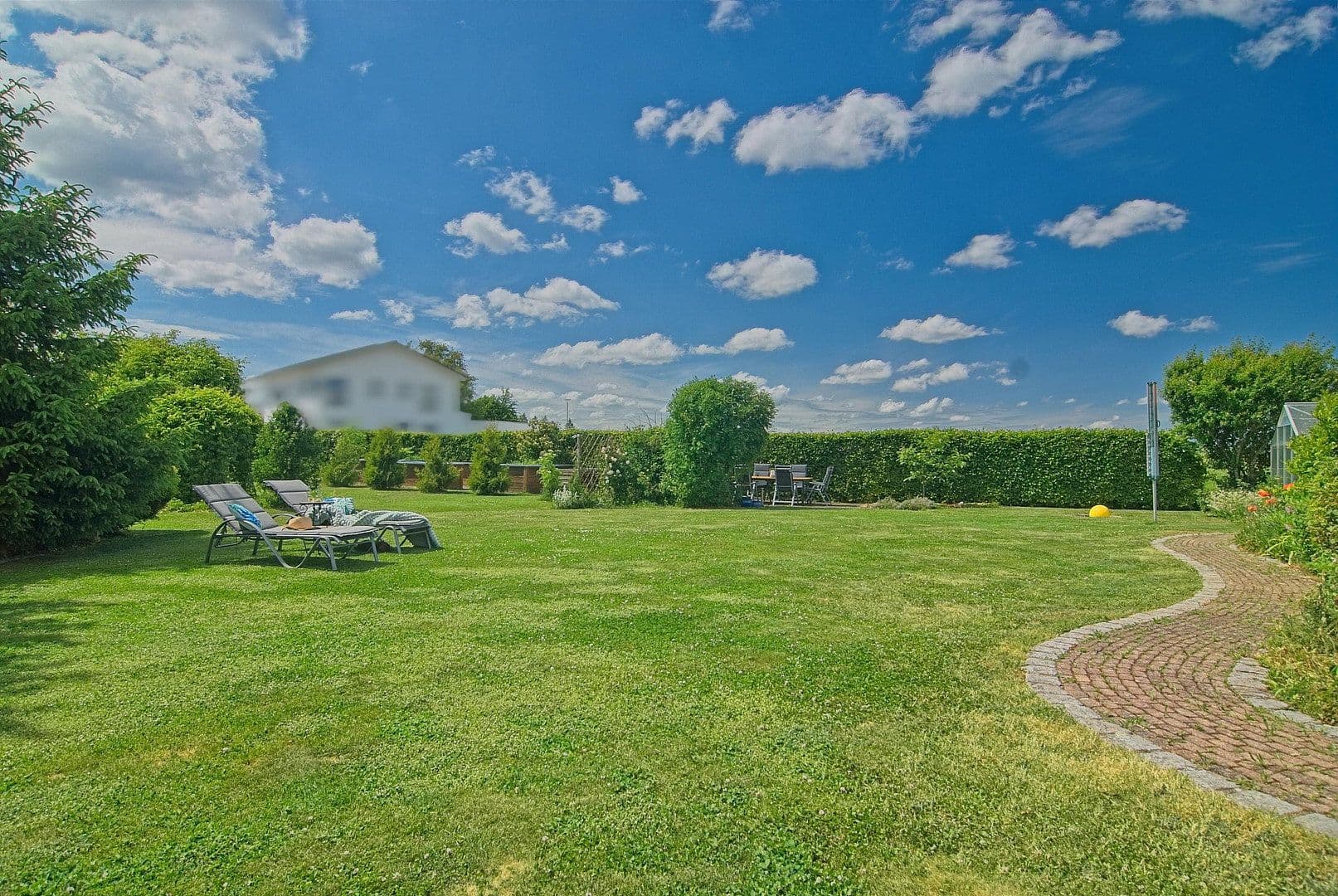 Predaj domu 262 m², pozemok 2.149 m², Wutach, Bádensko-Wurttembersko Predaj domu 262 m², pozemok 2.149 m², Wutach, Bádensko-Wurttembersko