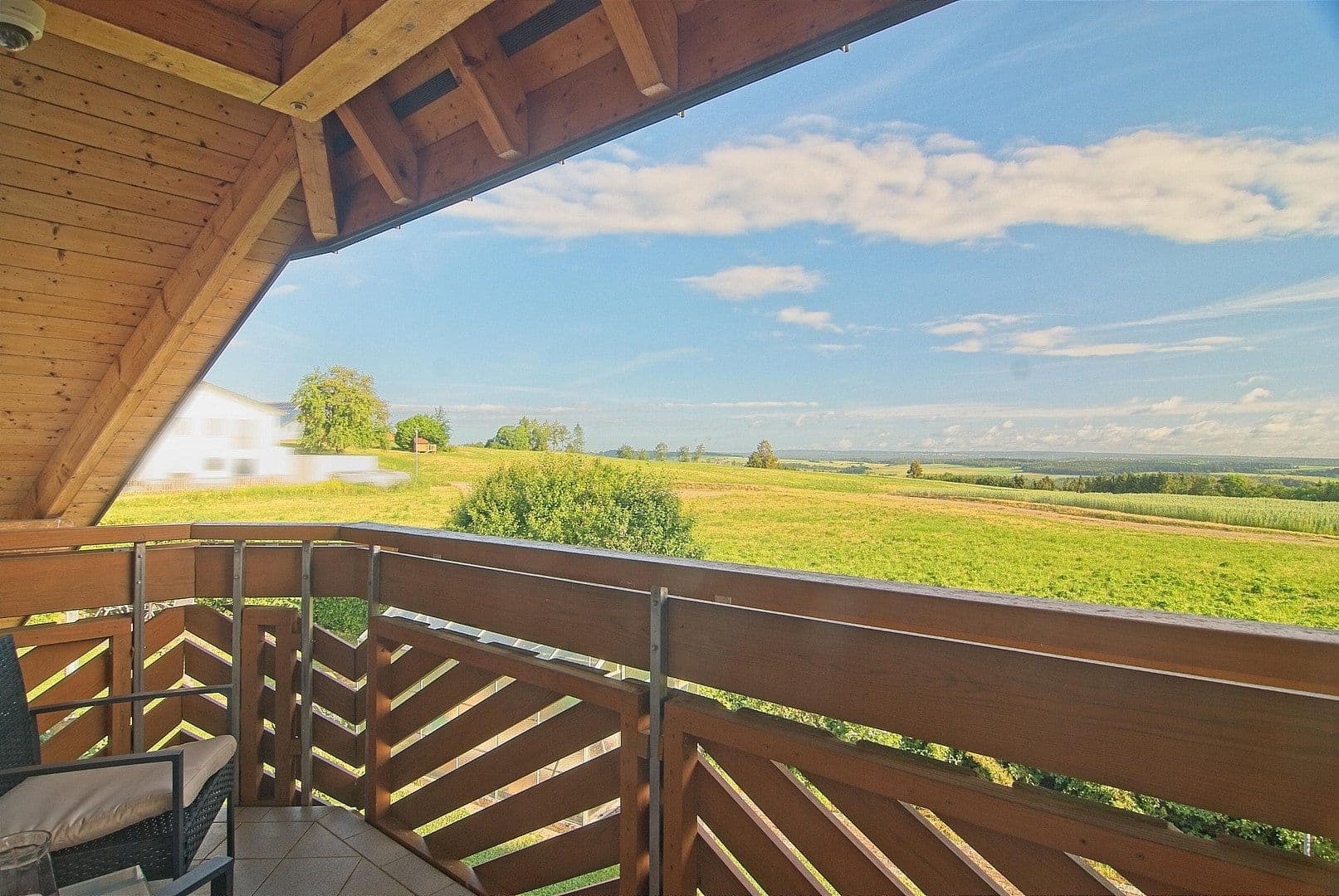 Predaj domu 262 m², pozemok 2.149 m², Wutach, Bádensko-Wurttembersko Predaj domu 262 m², pozemok 2.149 m², Wutach, Bádensko-Wurttembersko