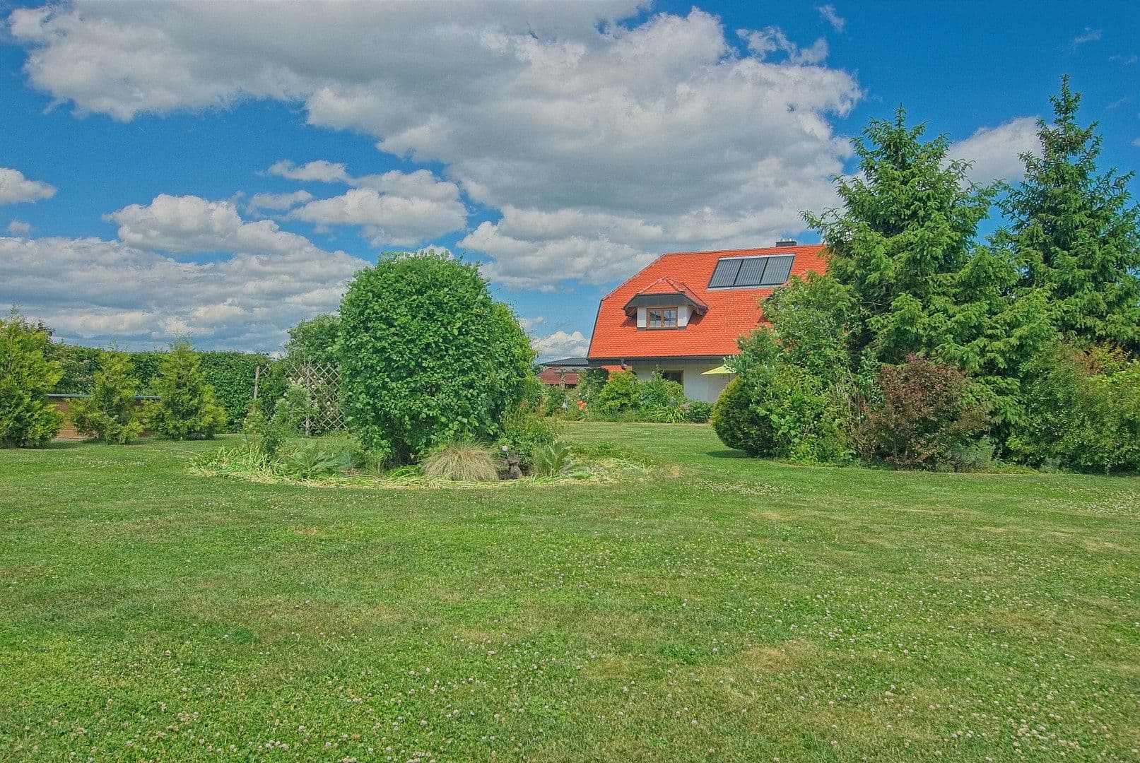 Predaj domu 262 m², pozemok 2.149 m², Wutach, Bádensko-Wurttembersko Predaj domu 262 m², pozemok 2.149 m², Wutach, Bádensko-Wurttembersko