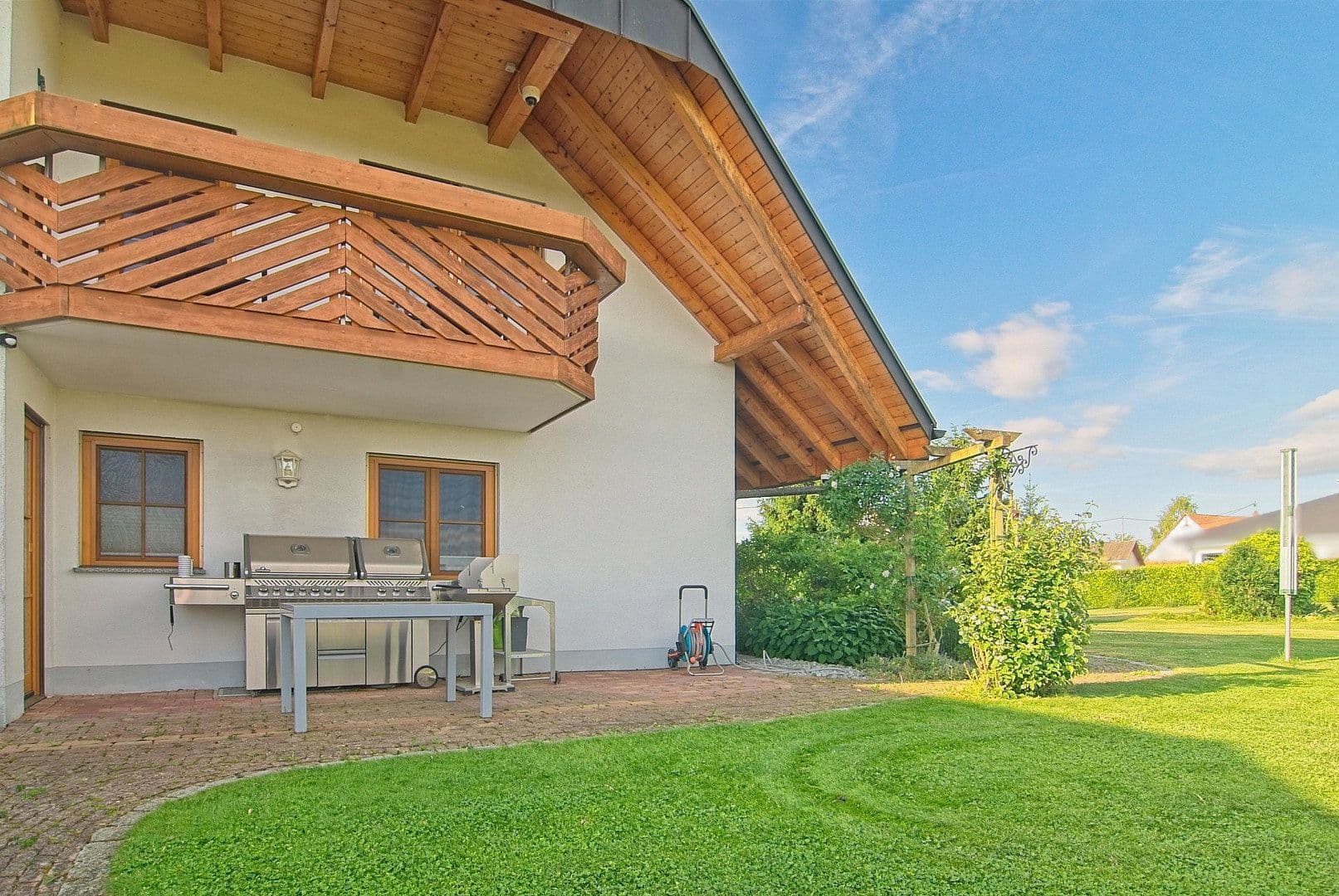 Predaj domu 262 m², pozemok 2.149 m², Wutach, Bádensko-Wurttembersko Predaj domu 262 m², pozemok 2.149 m², Wutach, Bádensko-Wurttembersko