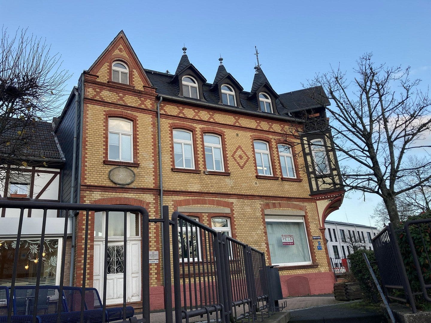 Predaj domu 453 m², pozemok 224 m², Hauptstraße 55, Asbach, Porýnie-Falcko Predaj domu 453 m², pozemok 224 m², Hauptstraße 55, Asbach, Porýnie-Falcko