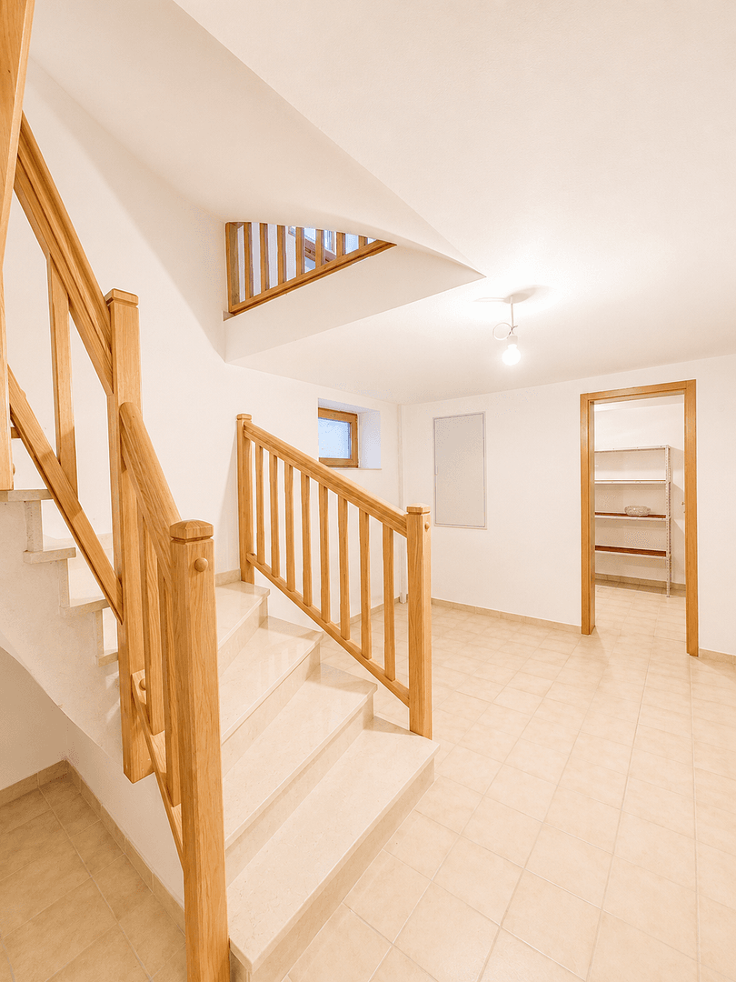 Predaj domu 160 m², pozemok 725 m², Marklkofen, Bavorsko Predaj domu 160 m², pozemok 725 m², Marklkofen, Bavorsko