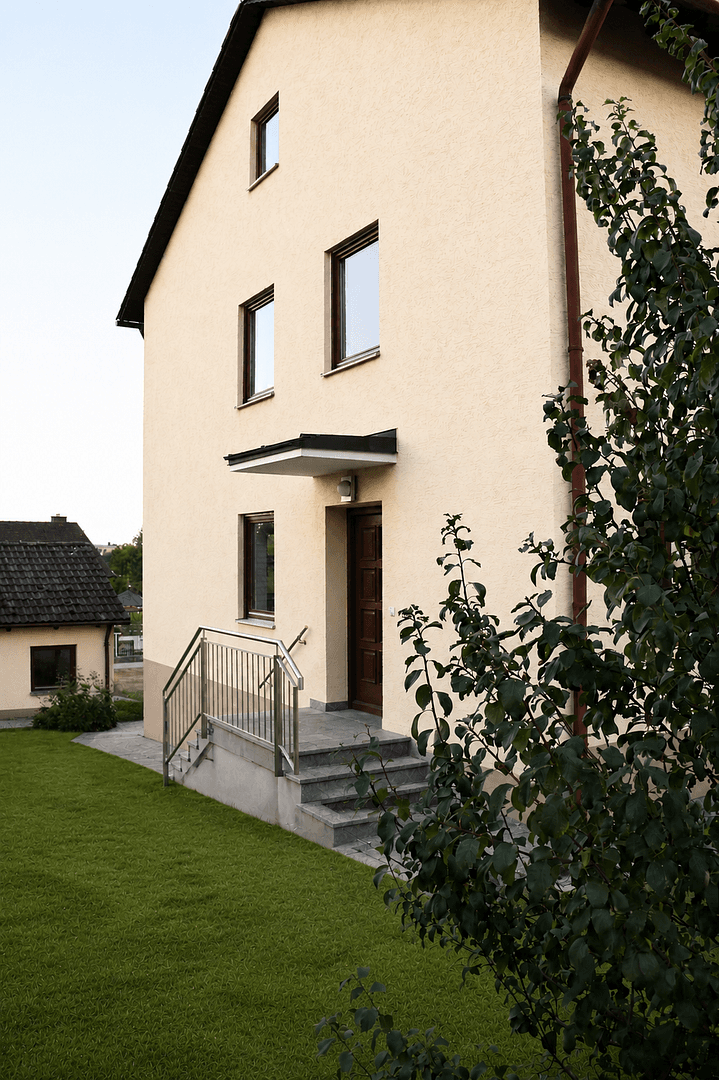 Predaj domu 160 m², pozemok 725 m², Marklkofen, Bavorsko Predaj domu 160 m², pozemok 725 m², Marklkofen, Bavorsko