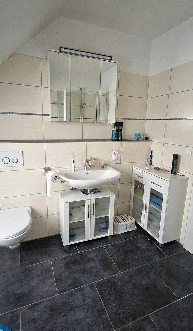 Predaj domu 210 m², pozemok 1.043 m², Thedinghausen, Dolné Sasko Predaj domu 210 m², pozemok 1.043 m², Thedinghausen, Dolné Sasko