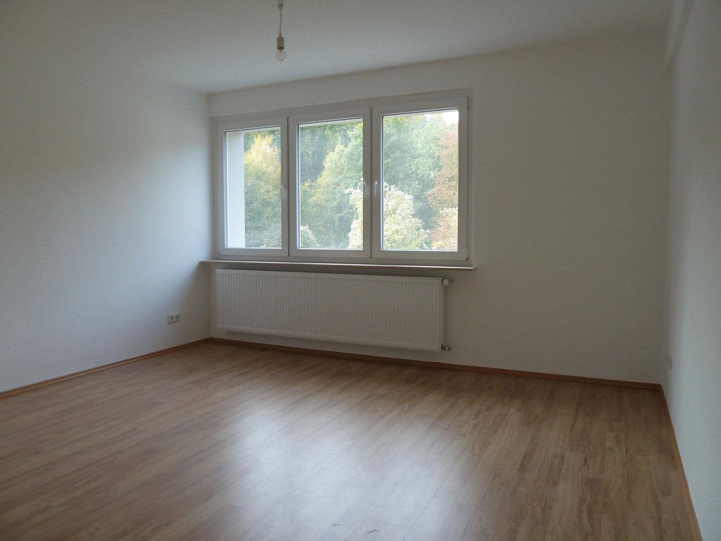 Prenájom bytu 1-izbový 35 m², Hesselnberg 1, Wuppertal, Severné Porýnie - Westfálsko Prenájom bytu 1-izbový 35 m², Hesselnberg 1, Wuppertal, Severné Porýnie - Westfálsko