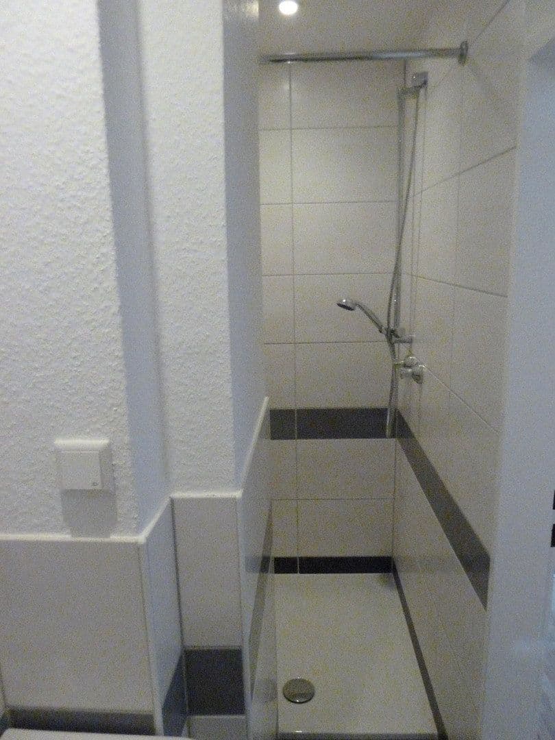 Prenájom bytu 1-izbový 35 m², Hesselnberg 1, Wuppertal, Severné Porýnie - Westfálsko Prenájom bytu 1-izbový 35 m², Hesselnberg 1, Wuppertal, Severné Porýnie - Westfálsko
