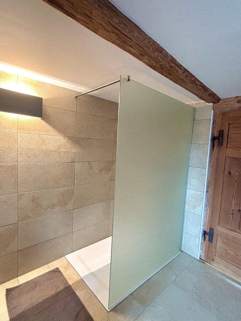 Predaj domu 220 m², pozemok 2.019 m², Uckersdorf 8, Schwarzhofen, Bavorsko Predaj domu 220 m², pozemok 2.019 m², Uckersdorf 8, Schwarzhofen, Bavorsko