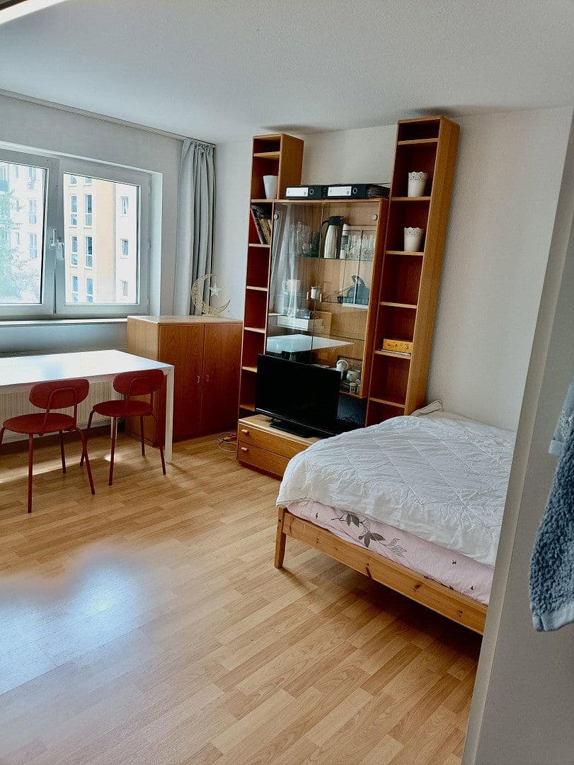 Prenájom bytu 1-izbový 33 m², Sonnenstrasse 9, Fürth, Bavorsko Prenájom bytu 1-izbový 33 m², Sonnenstrasse 9, Fürth, Bavorsko