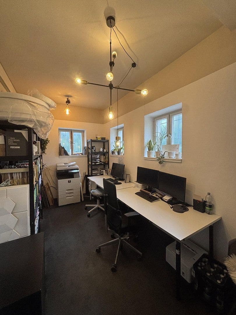 Prenájom kancelárie 13 m², Aloys-Schreiber-Str. 8-10, Bühl, Bádensko-Wurttembersko Prenájom kancelárie 13 m², Aloys-Schreiber-Str. 8-10, Bühl, Bádensko-Wurttembersko
