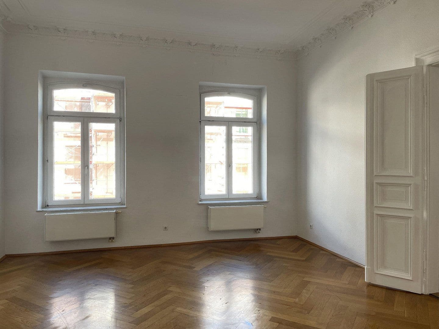 Prenájom bytu 5-izbový 202 m², Dufourstrasse 4, Leipzig, Sasko Prenájom bytu 5-izbový 202 m², Dufourstrasse 4, Leipzig, Sasko