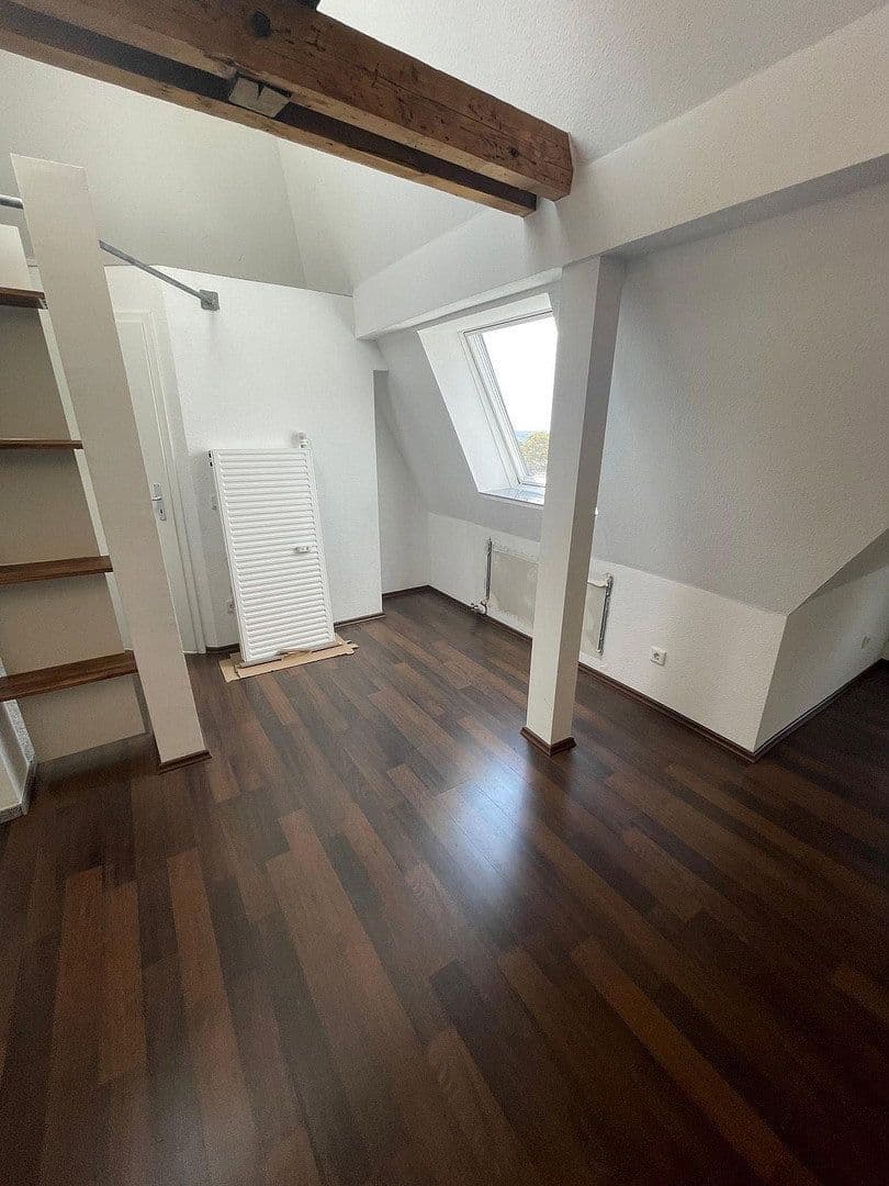 Prenájom bytu 2-izbový 43 m², Bergische Landstraße 2, Essen, Severné Porýnie - Westfálsko Prenájom bytu 2-izbový 43 m², Bergische Landstraße 2, Essen, Severné Porýnie - Westfálsko