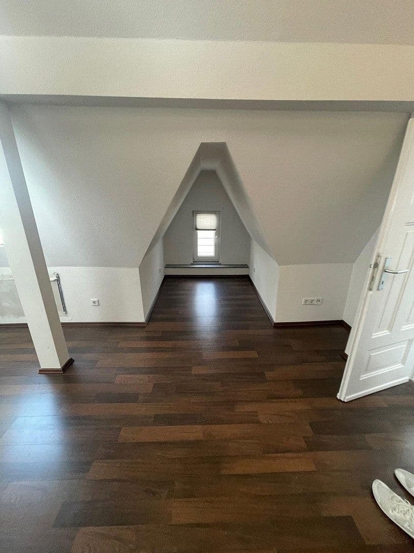 Prenájom bytu 2-izbový 43 m², Bergische Landstraße 2, Essen, Severné Porýnie - Westfálsko Prenájom bytu 2-izbový 43 m², Bergische Landstraße 2, Essen, Severné Porýnie - Westfálsko