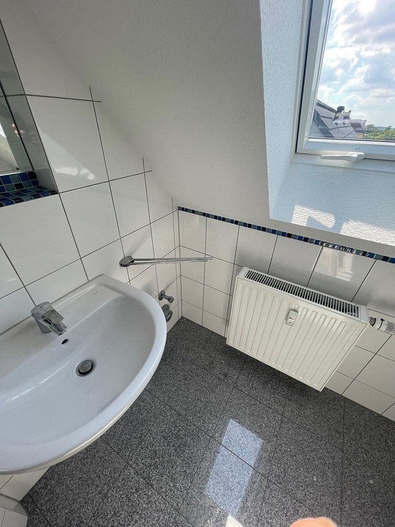 Prenájom bytu 2-izbový 43 m², Bergische Landstraße 2, Essen, Severné Porýnie - Westfálsko Prenájom bytu 2-izbový 43 m², Bergische Landstraße 2, Essen, Severné Porýnie - Westfálsko