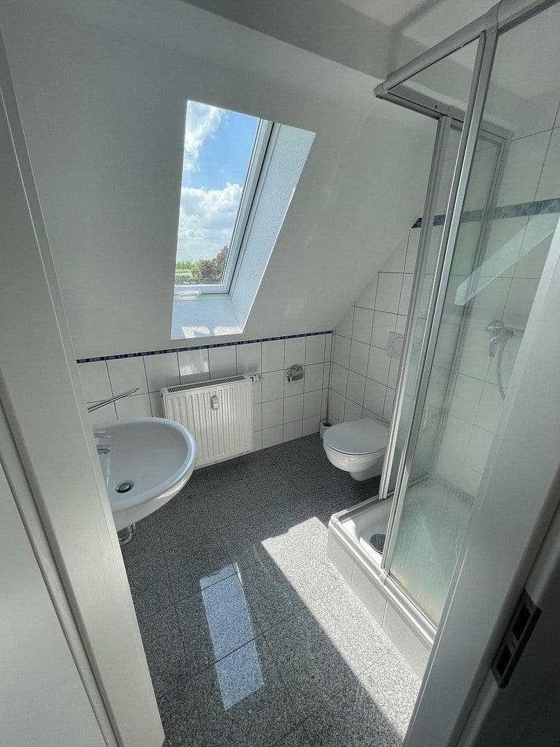 Prenájom bytu 2-izbový 43 m², Bergische Landstraße 2, Essen, Severné Porýnie - Westfálsko Prenájom bytu 2-izbový 43 m², Bergische Landstraße 2, Essen, Severné Porýnie - Westfálsko