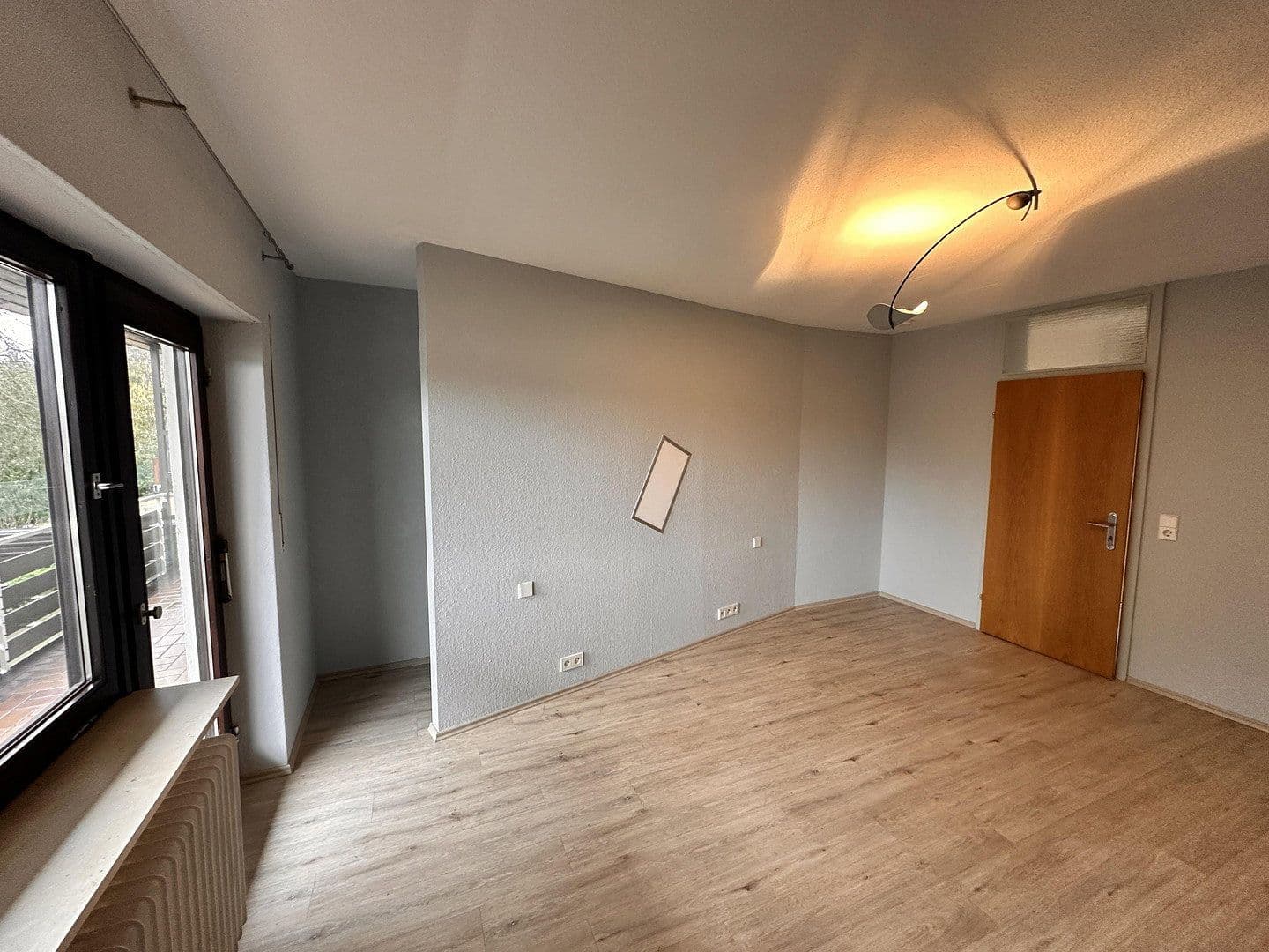 Predaj domu 270 m², pozemok 869 m², Bad Rappenau, Bádensko-Wurttembersko Predaj domu 270 m², pozemok 869 m², Bad Rappenau, Bádensko-Wurttembersko