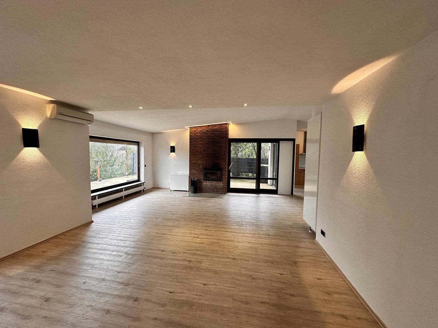 Predaj domu 270 m², pozemok 869 m², Bad Rappenau, Bádensko-Wurttembersko Predaj domu 270 m², pozemok 869 m², Bad Rappenau, Bádensko-Wurttembersko