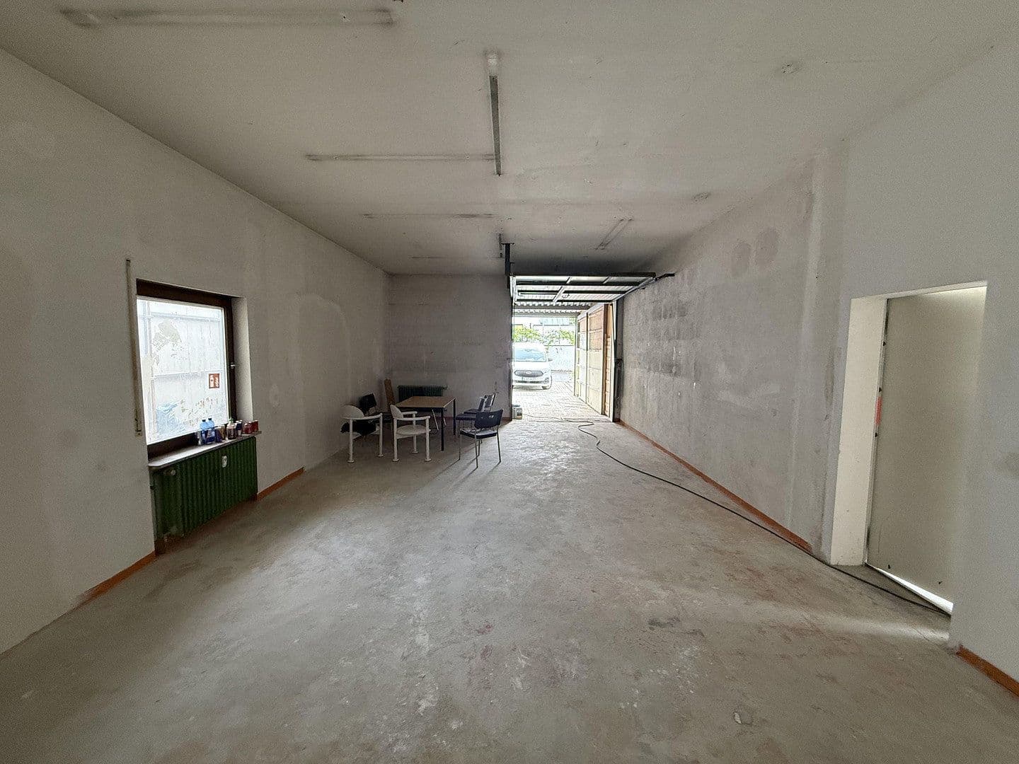 Prenájom nebytového priestoru 230 m², Fellbach, Bádensko-Wurttembersko Prenájom nebytového priestoru 230 m², Fellbach, Bádensko-Wurttembersko